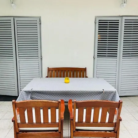 Matkov Apartamento Jelsa (Hvar)